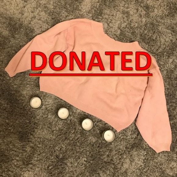 Sweaters - DONATED @markwelch376 - Sweater Crop Top